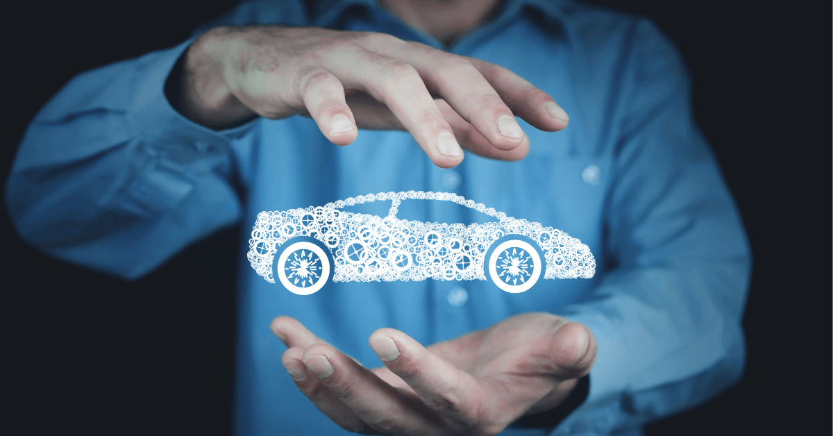 "Conceito de marketing automotivo com tecnologia e inovação, representado por silhueta de carro formada por ícones digitais nas mãos de um profissional."